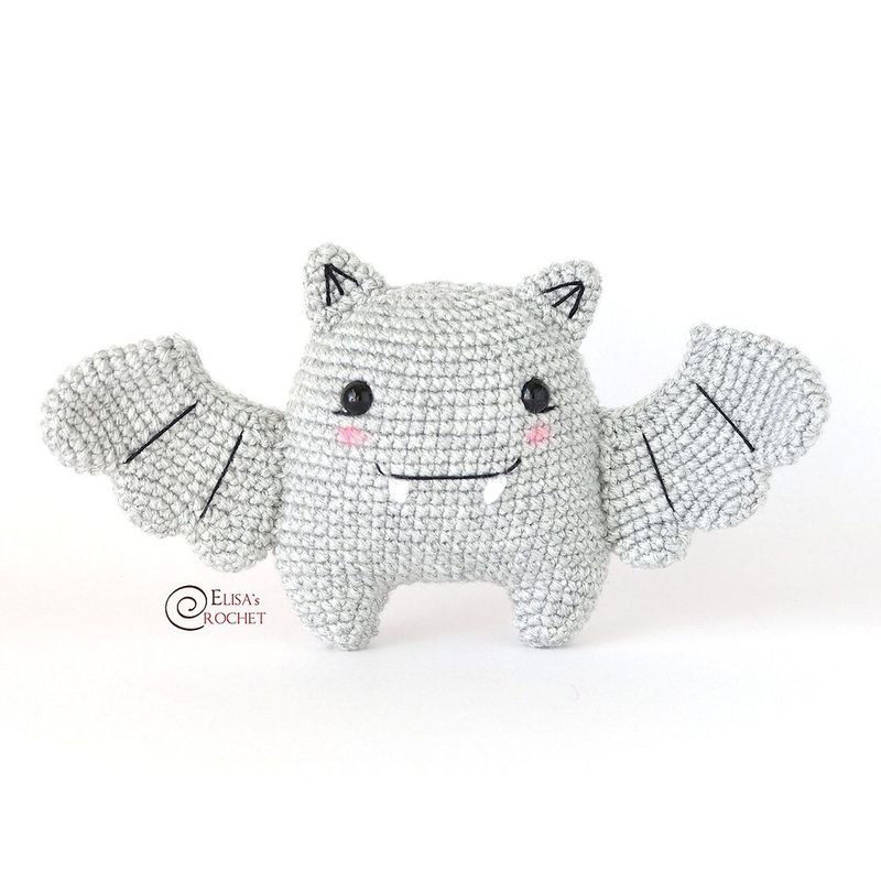 Linette the Bat free crochet pattern by Elisa's Crochet
