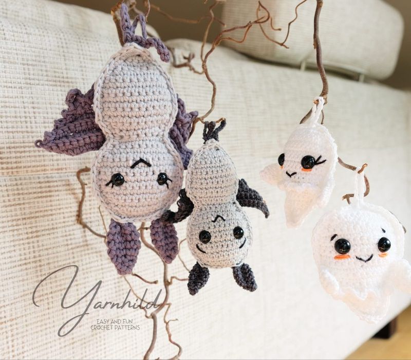 Draculon the Bat free crochet pattern by Yarnhild (Ragnhild Hynne Uebler)