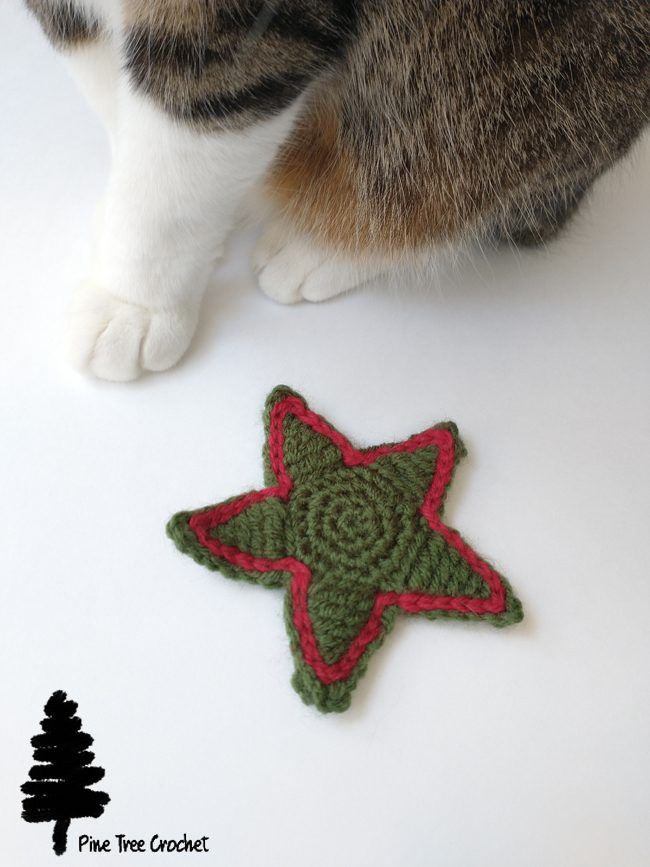 Star Cat Toy free crochet pattern by Pine Tree Crochet