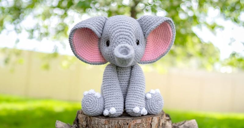 Esther the Elephant free crochet pattern by Jess Huff