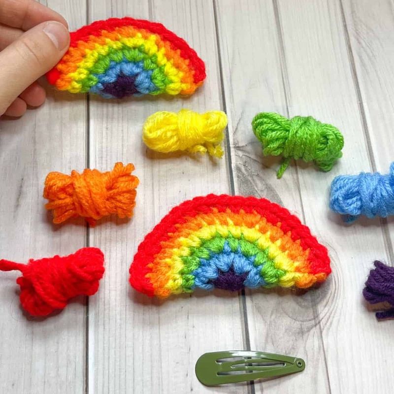 Rainbow Snapping Fidget Toy free crochet pattern by Kimberly Arenas