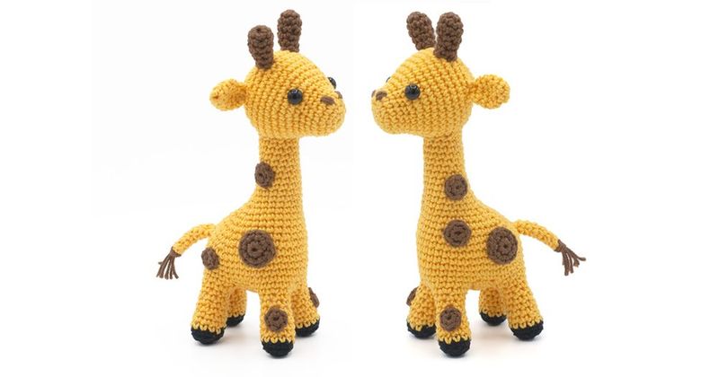 Mini Cute Giraffe free crochet pattern by Mariska Vos-Bolman