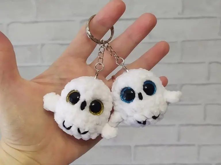 Fluffy Owl Keychain free crochet pattern by Lesya Toys