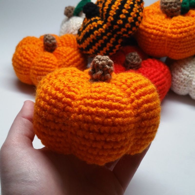 Pixeled Peach Pumpkin free crochet pattern by Pixeled Peach